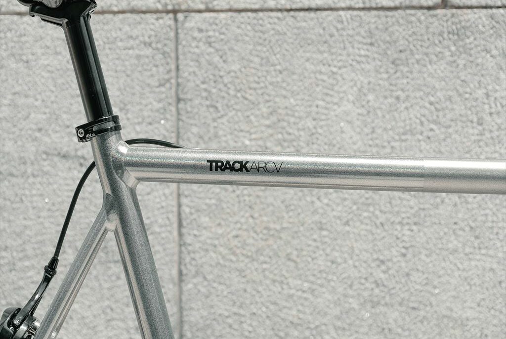 TRACK ARCV | FUJI BIKE フジ自転車