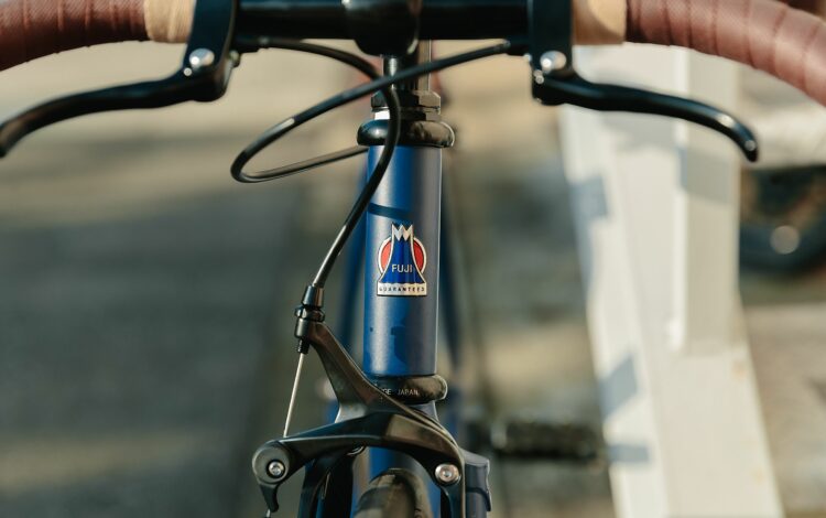 FEATHER - FUJI BIKES フジ自転車